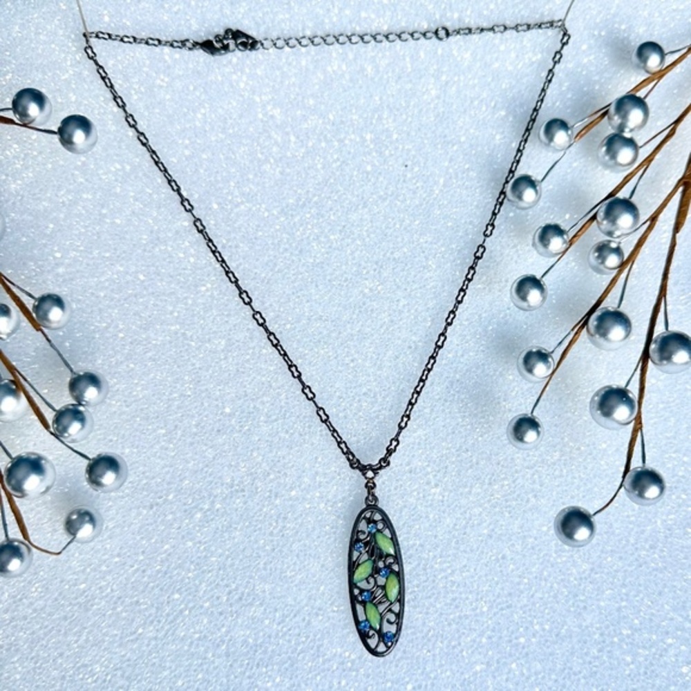 Necklace -dark metal chain & filigree style oval pendant w green and blue stones